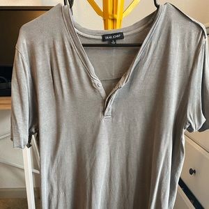 Claire’s Vneck Knit Top- Grey
